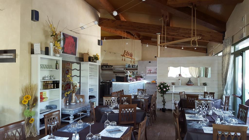 Campeggio Delle Rose Moniga del Garda Екстер'єр фото